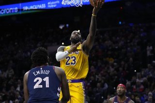 LeBron James: la pire défaite de sa carrière face au Philadelphia de Joel Embiid. KEYSTONE/AP/Matt Slocum